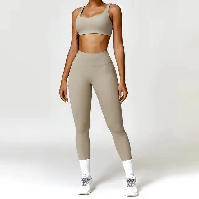 2PCS Yoga Set – Long Sleeve Sportswear, Crop Top & Gym Leggings